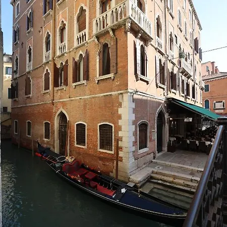 San Zaccaria Apartment Venice