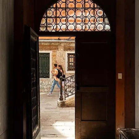San Zaccaria * ונציה